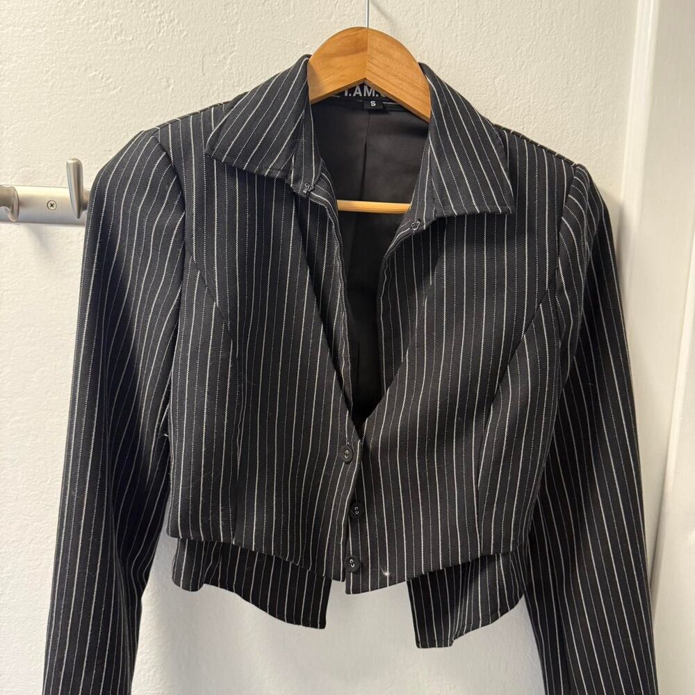 Iamgia Women's Black and Grey Jacket